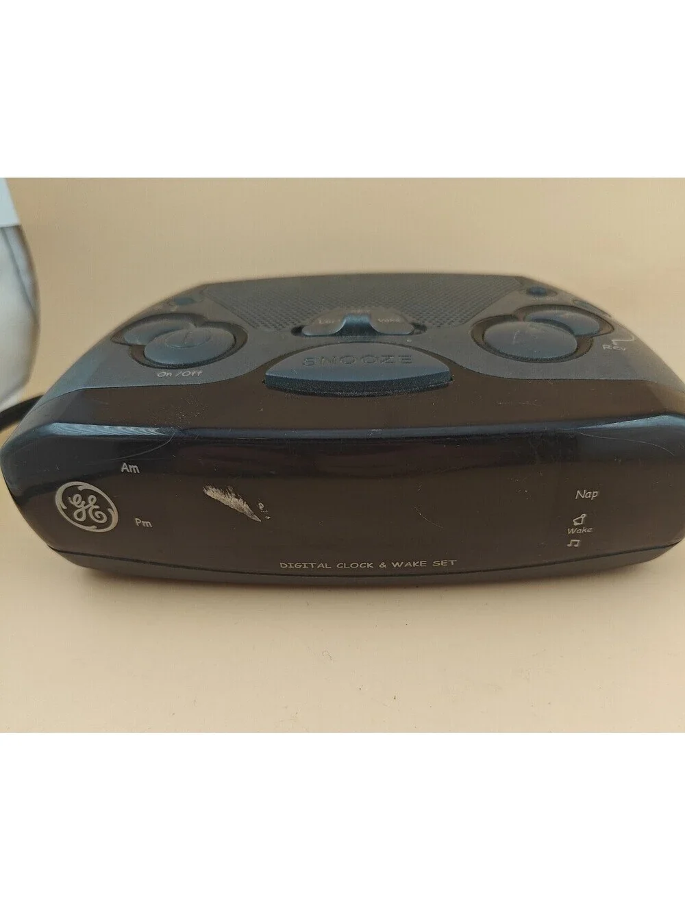 GE 7-4837B AM FM Clock Radio Alarm Digital Wake Set Tested Working